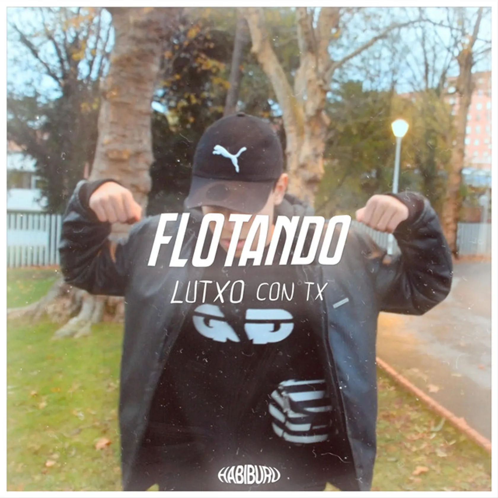 Flotando