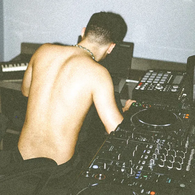 Bota pra Tremer - Remix