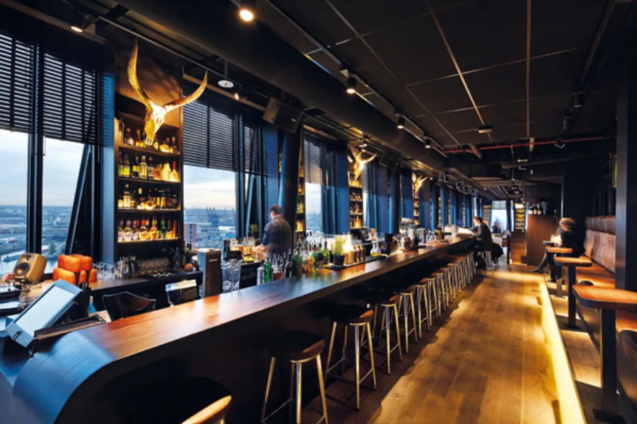 clouds - Heaven's Bar & Kitchen
