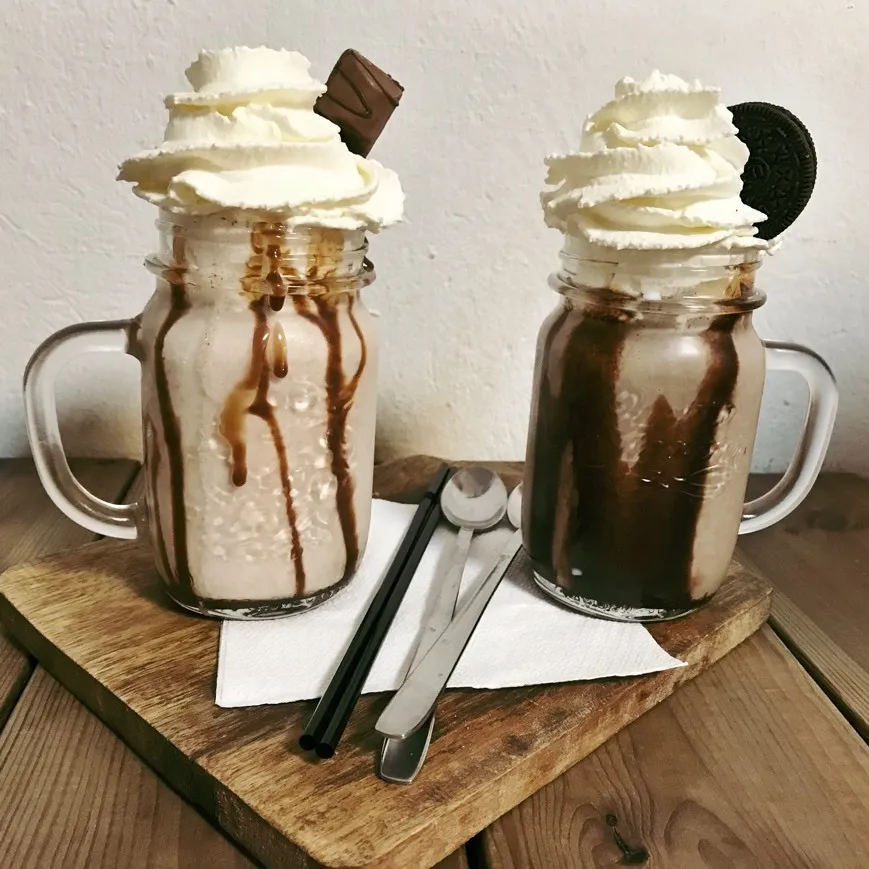 Caffeé 83