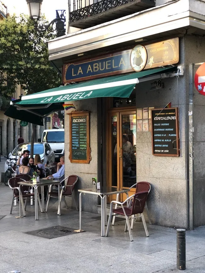 La Abuela