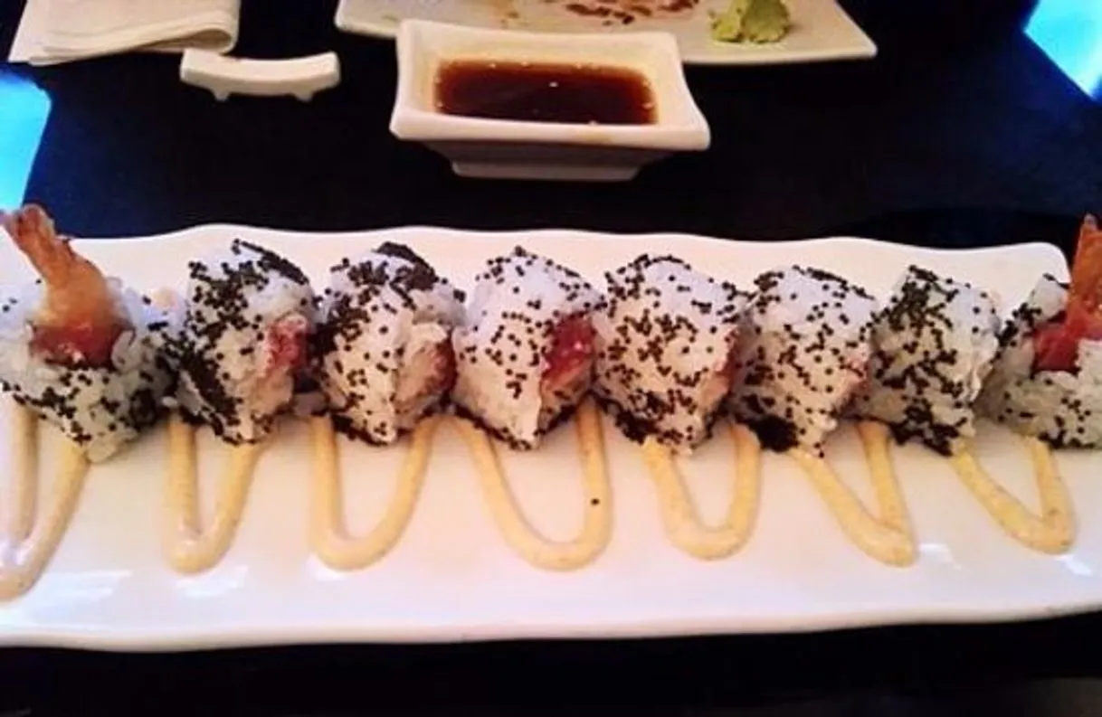 Tsunami Sushi