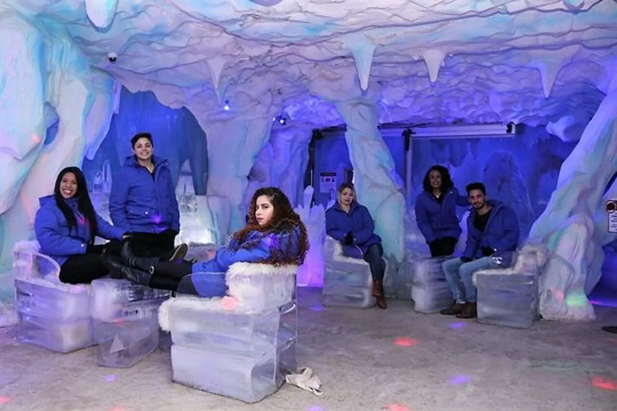 Bar De Hielo