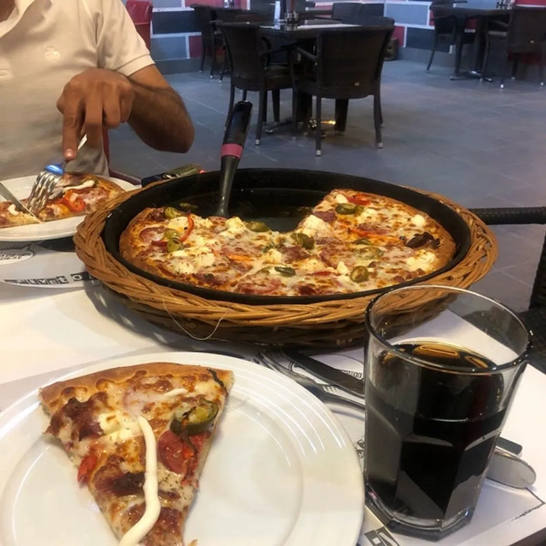 Delly Pizza