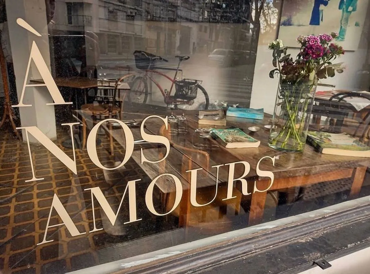 À Nos Amours