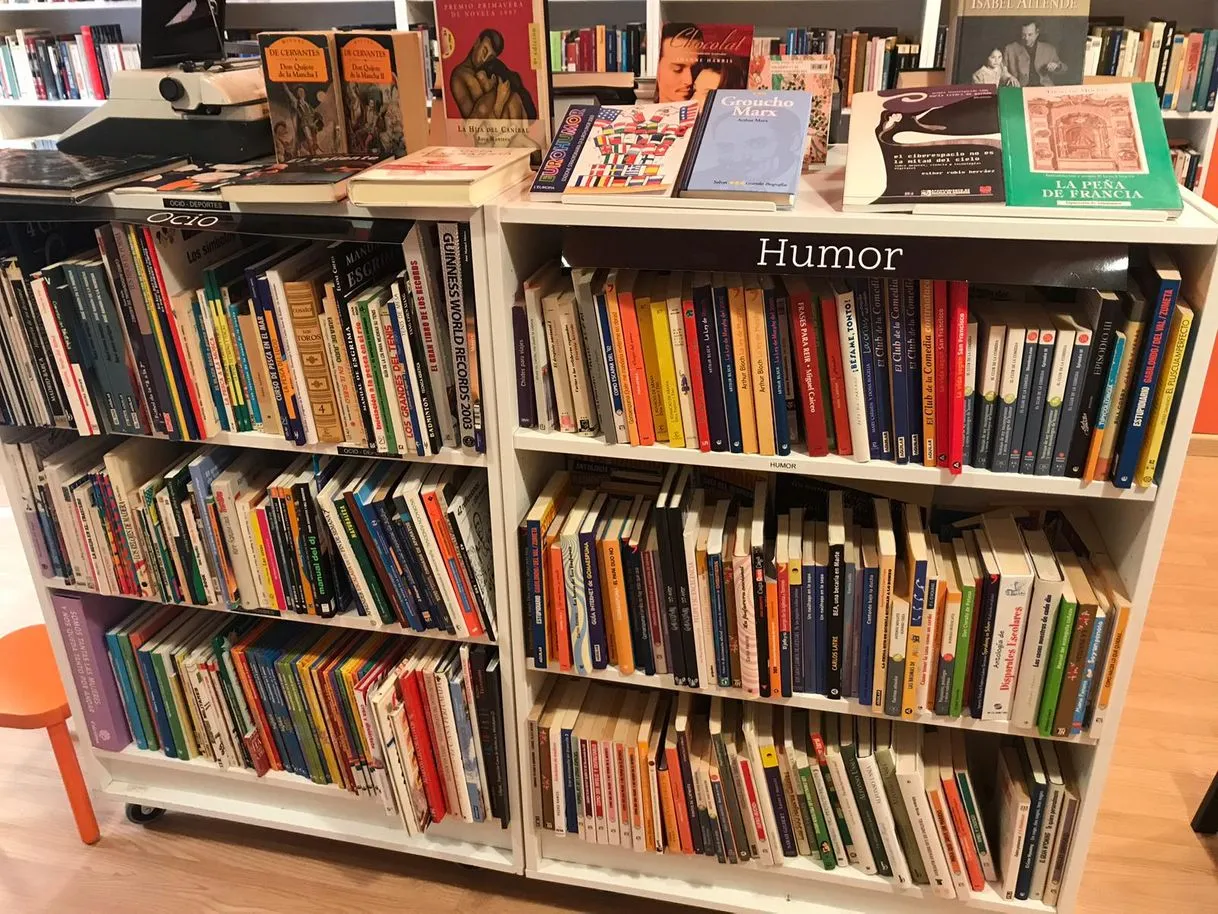 Libros & Co. Librería Low Cost