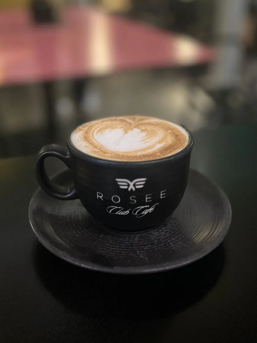 Rosee Club Café