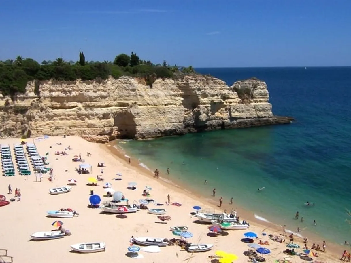 Praia de Armação de Pera