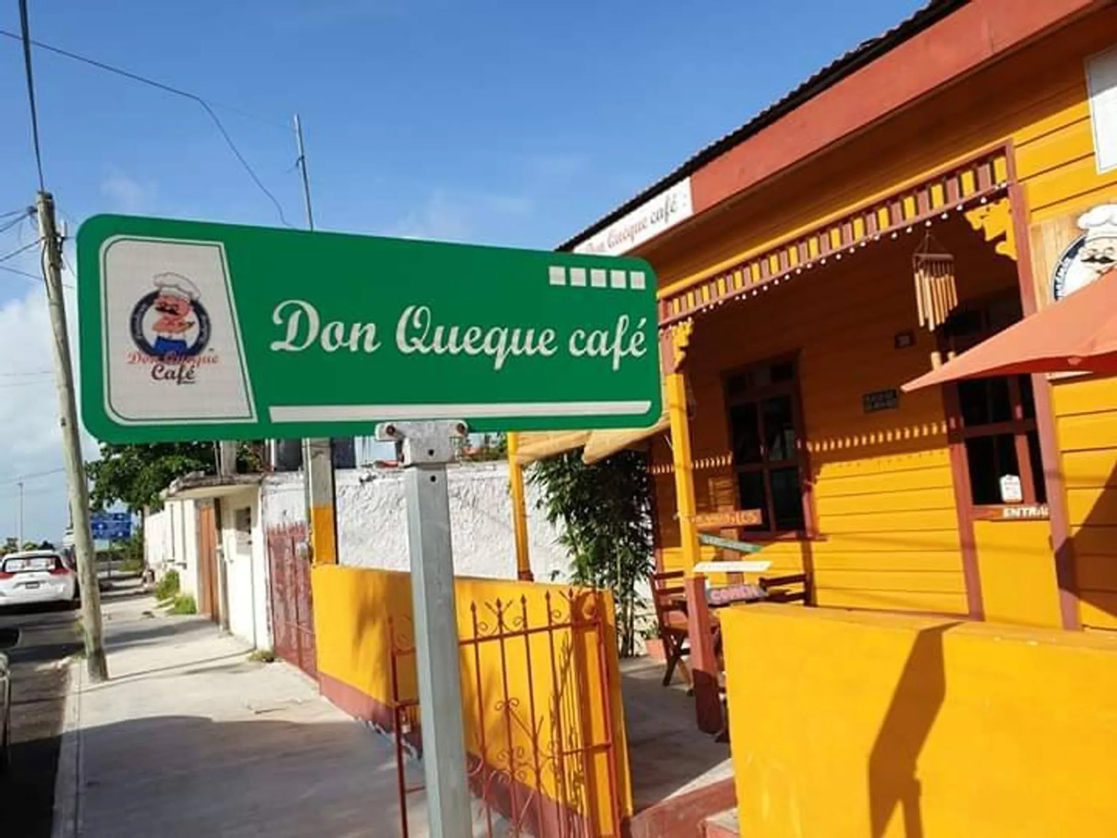 Don Queque Café