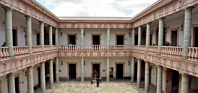 Alhóndiga de Granaditas