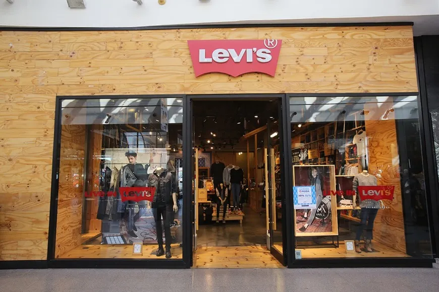 Levis