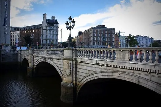 O'Connell Bridge