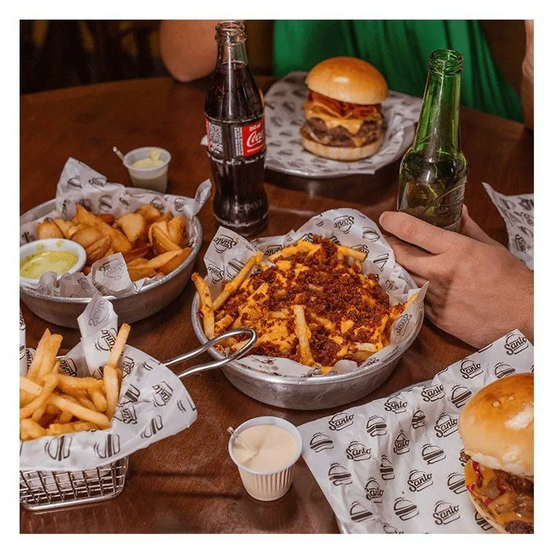 Santo Burger N Beer