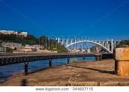 Cais das Pedras
