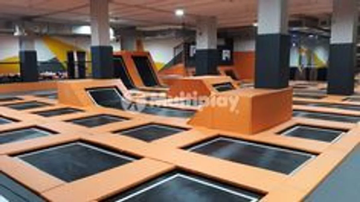 Urban Planet Jump