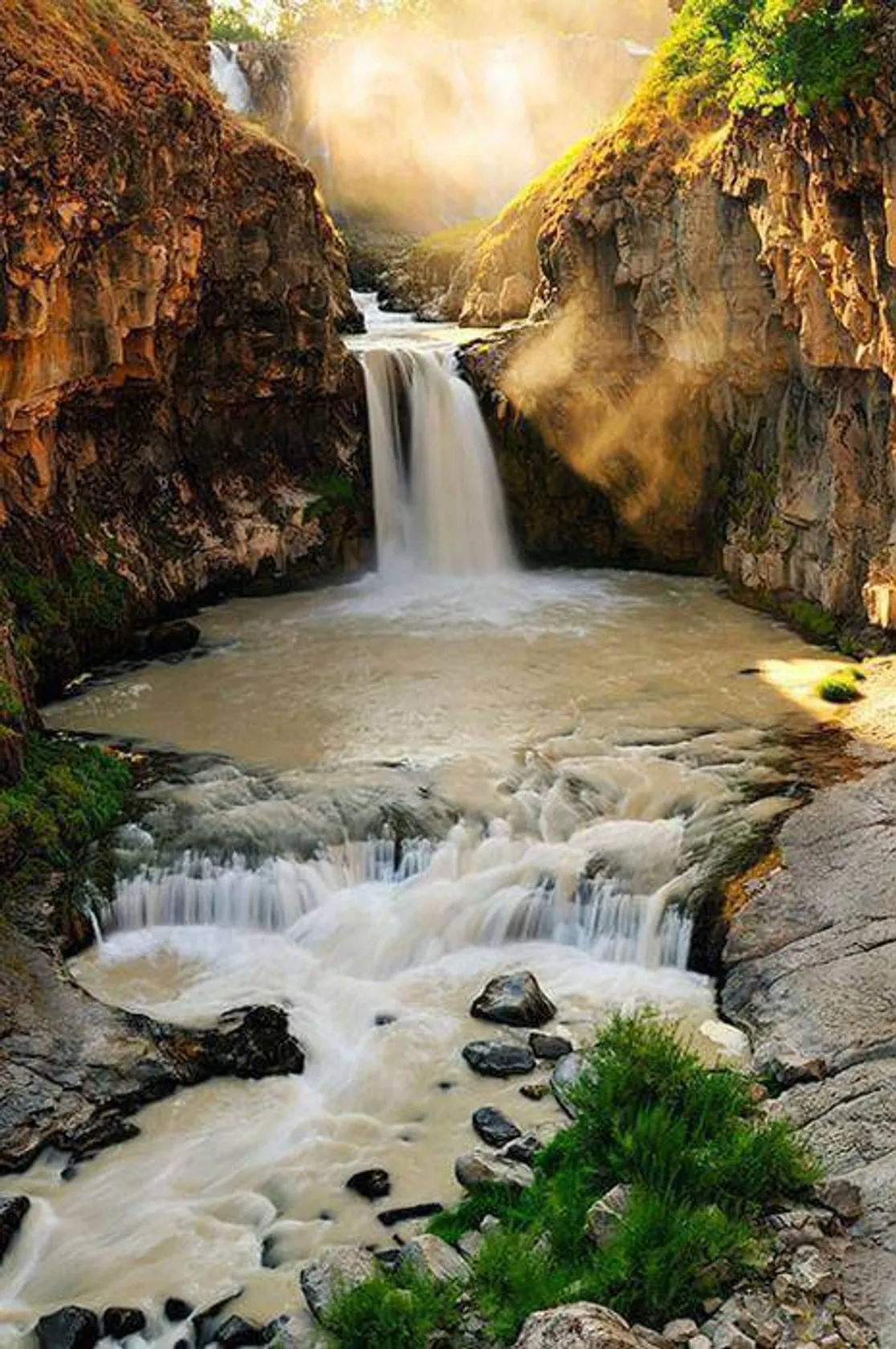 White River Falls