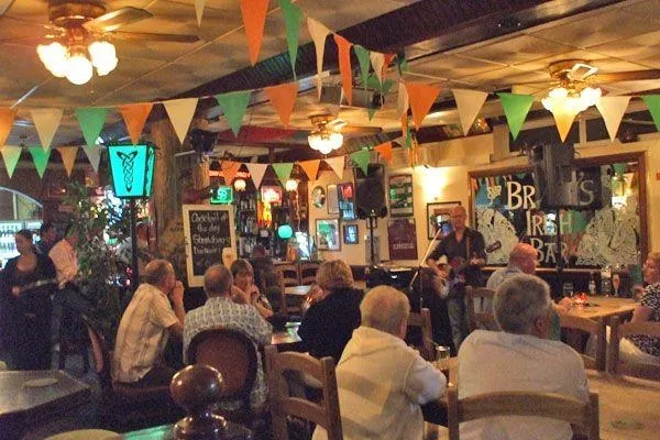 Brady's Irish Pub