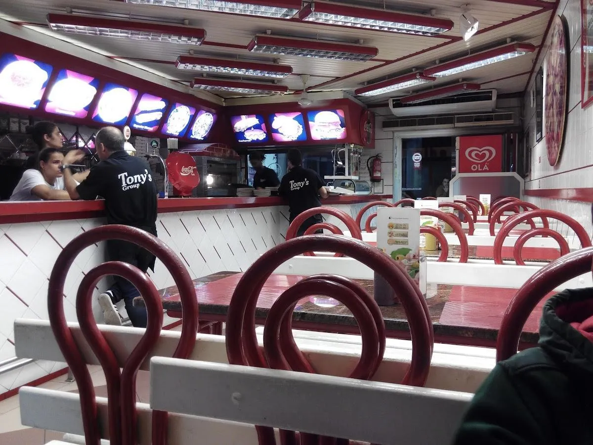 Tony's Pizza Burger - António Lopes Baioa