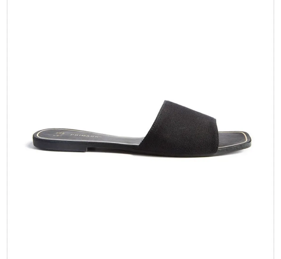 Chinelo Primark