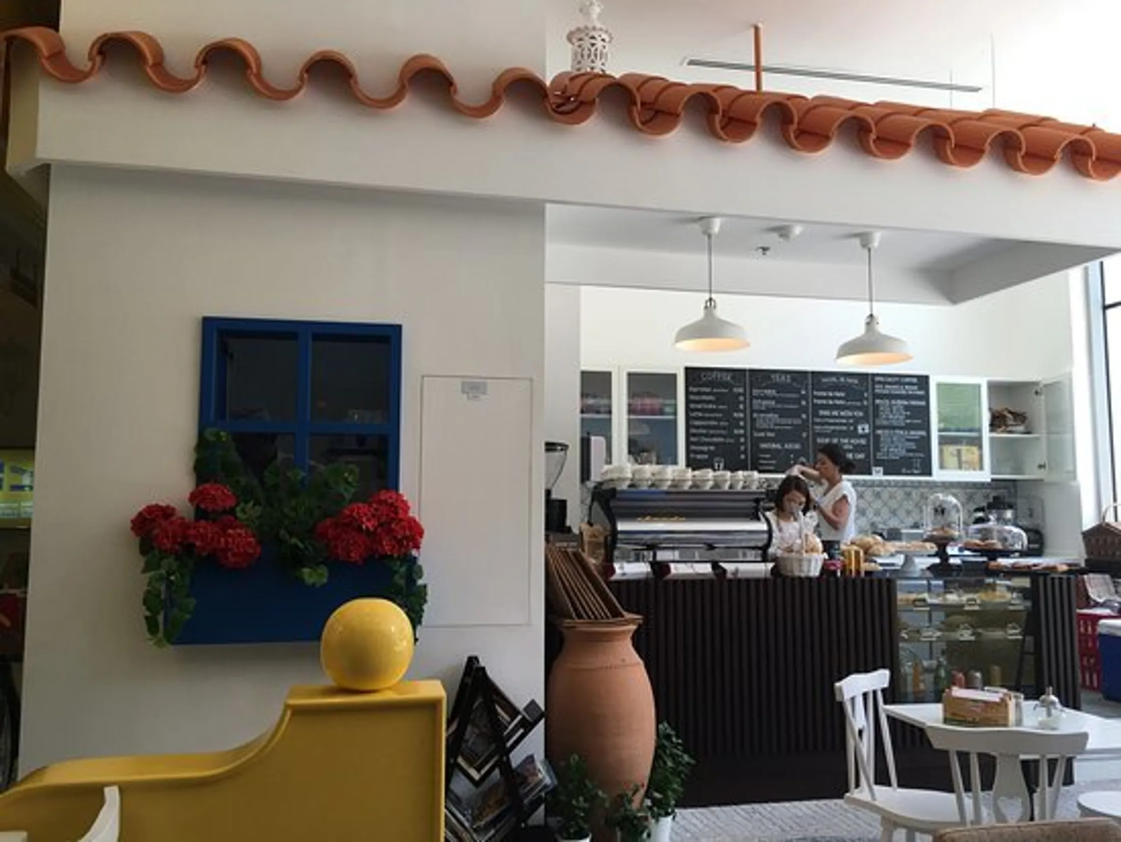 Alma 560 Cafe