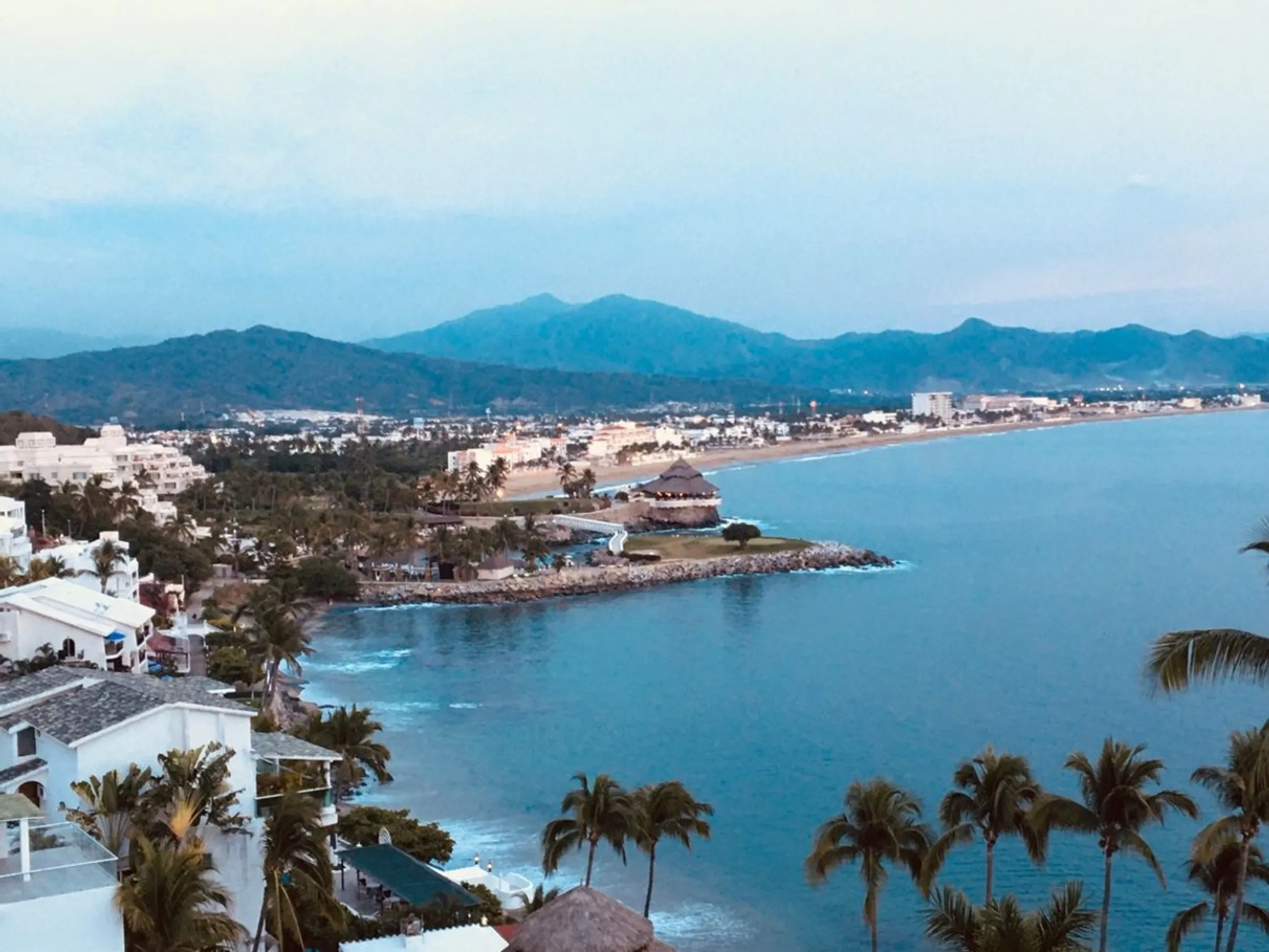 Hotel Las Hadas by Brisas