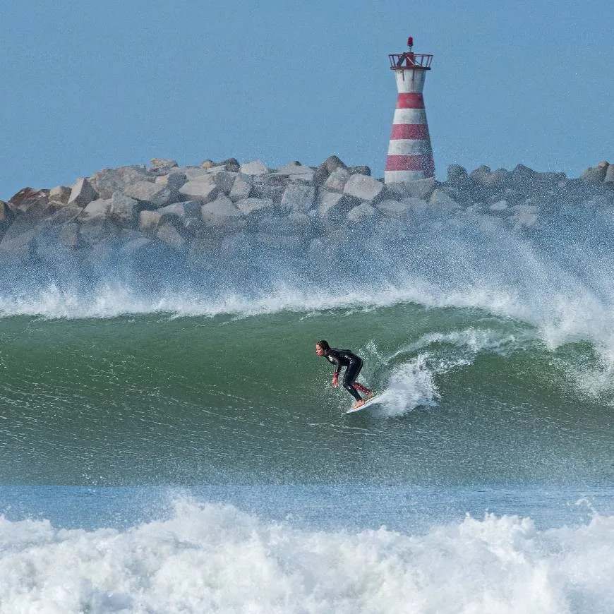 Supertubos • West • Surf