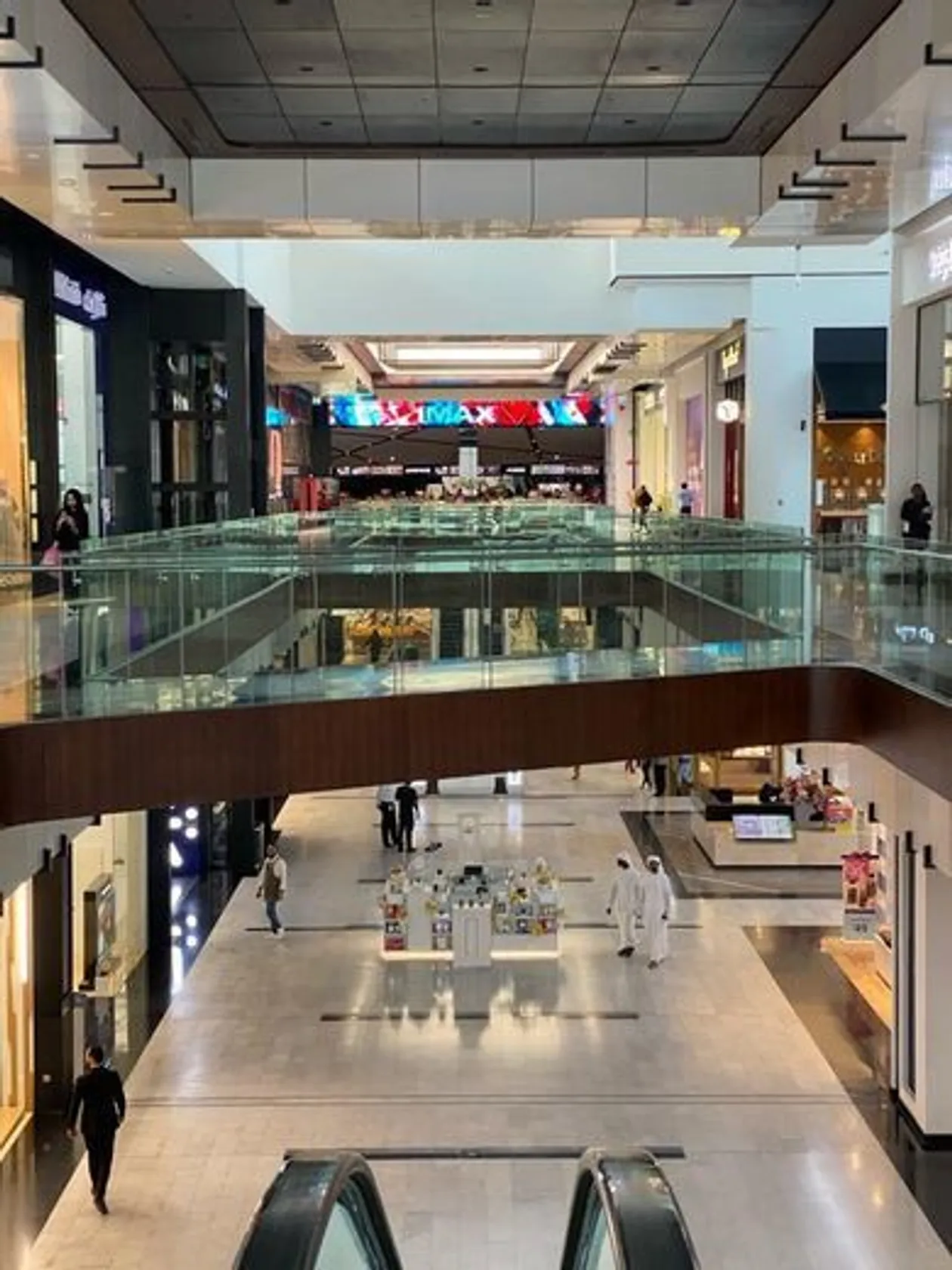 Zero 6 Mall