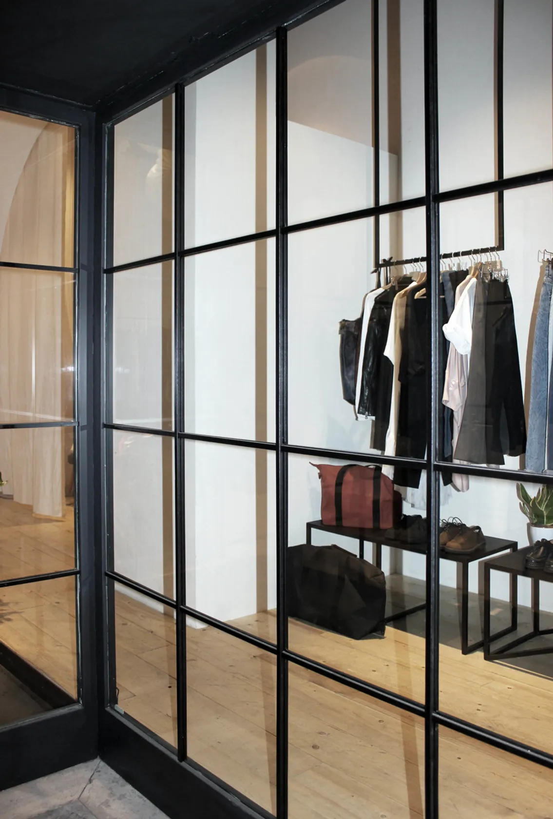 Paper wardrobe Verona
