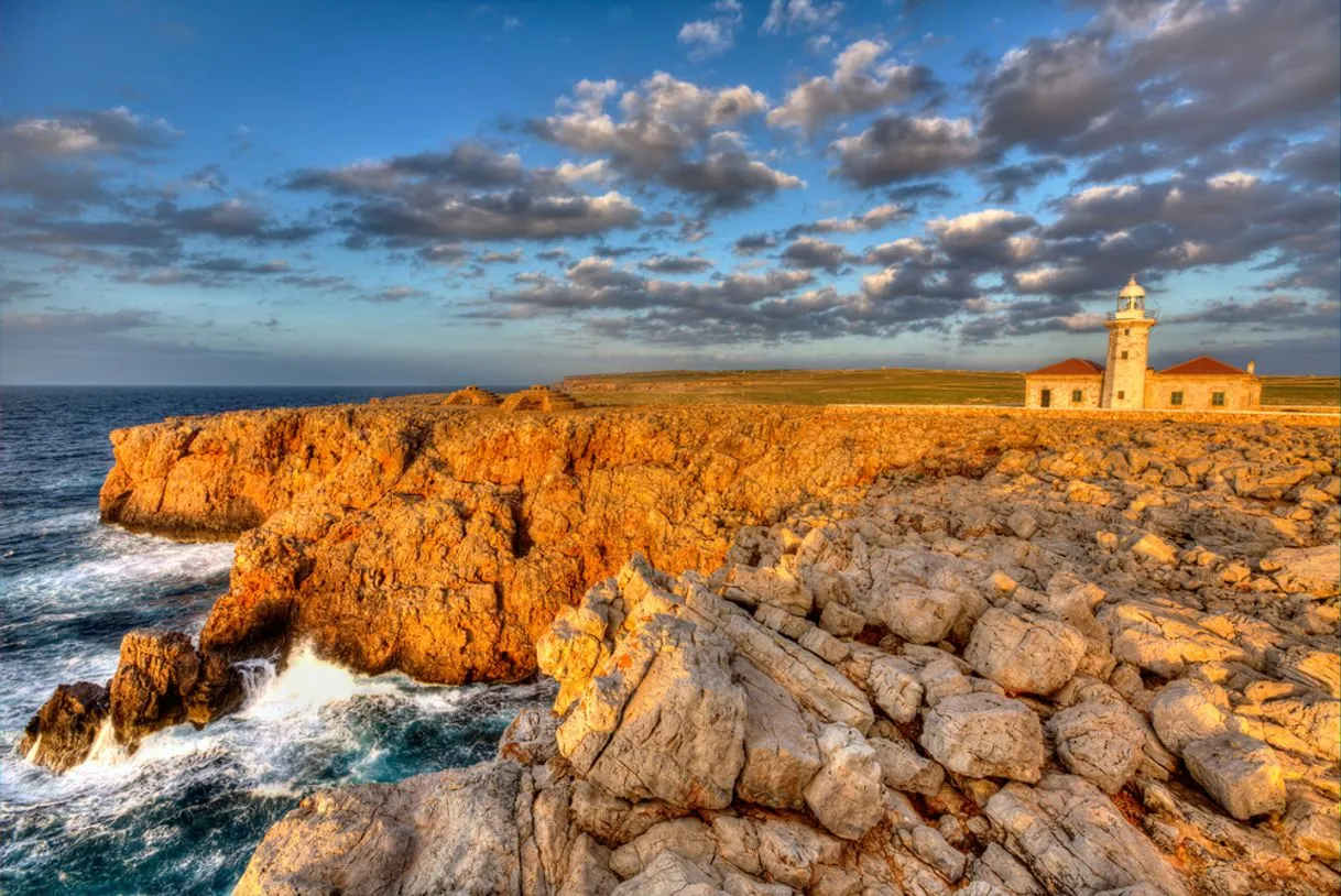 Faro Punta Nati