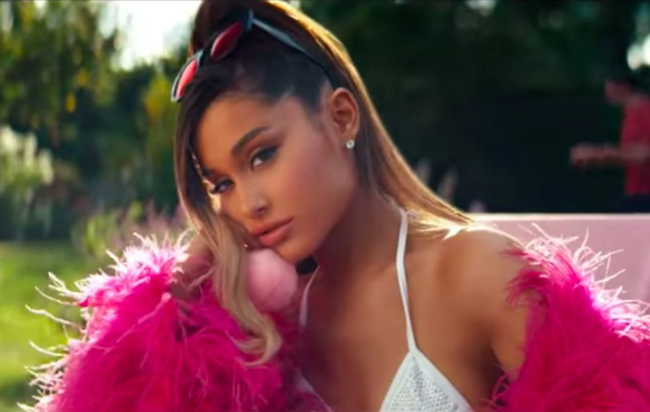 Ariana Grande - Thank u, next