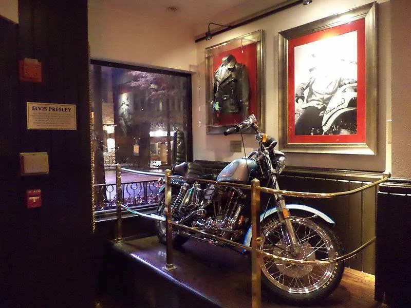 Hard Rock Cafe