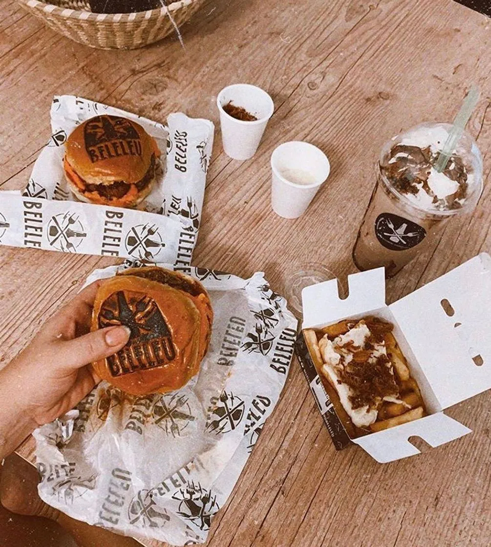 Beleleu Burger & Bar