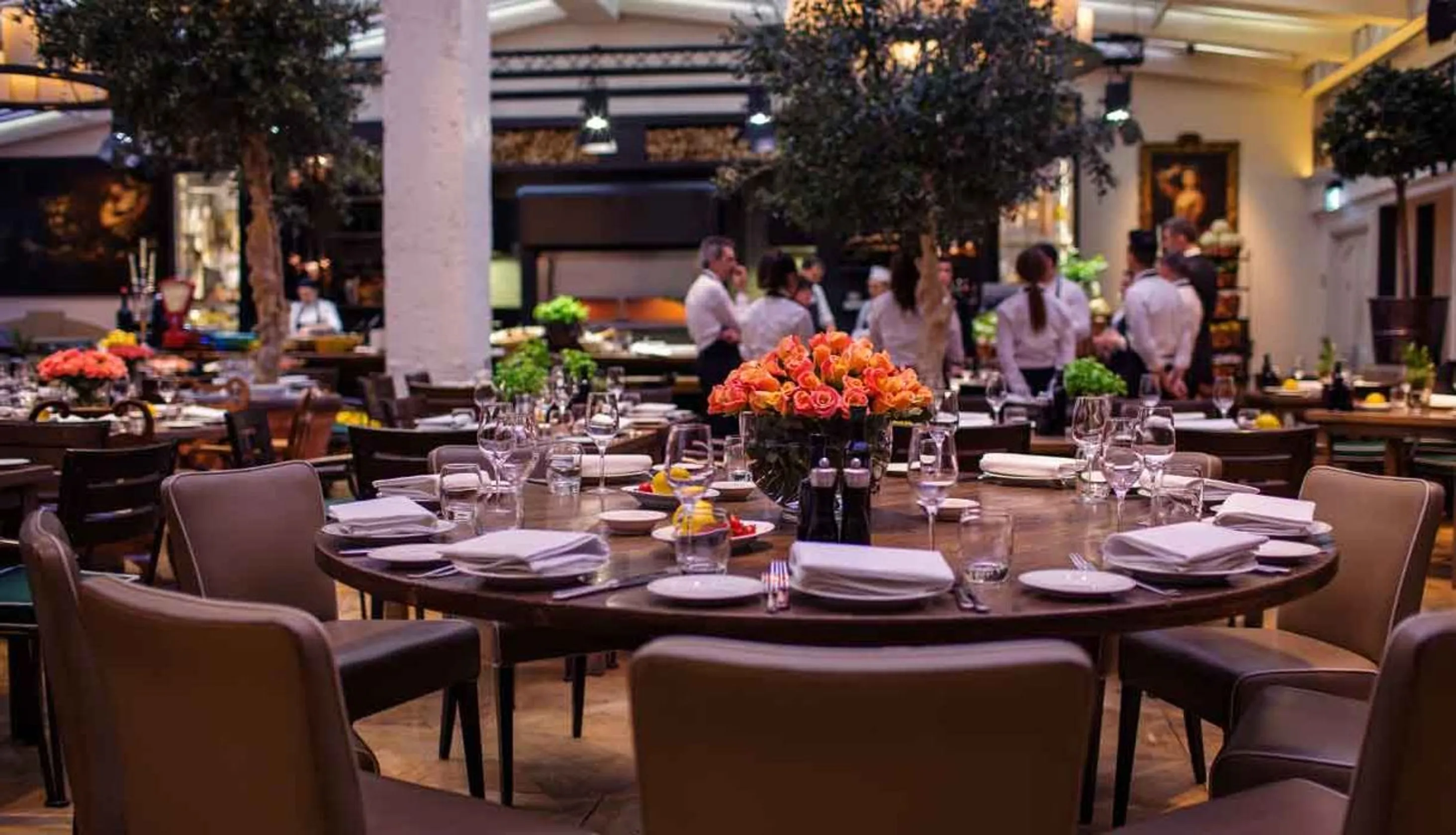 Novikov Restaurant & Bar