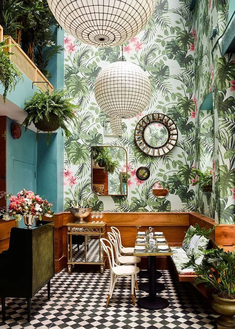 Tropical Bar