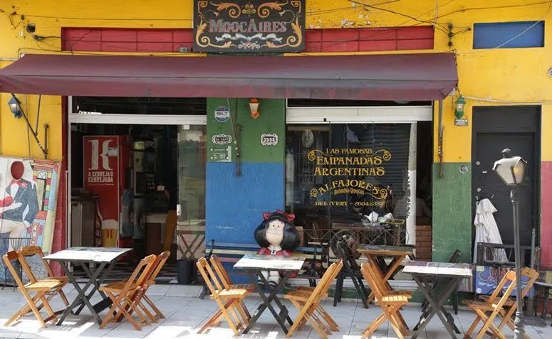 MOOCAIRES RESTO BAR