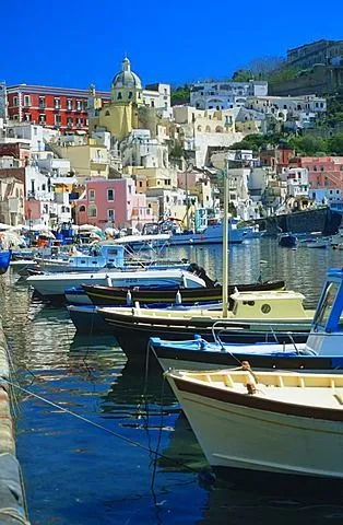 Puerto de Nápoles
