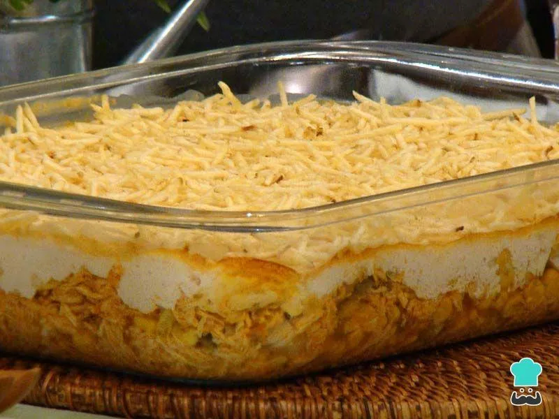 Delicioso fricassê pranto simples, fácil de fazer.
