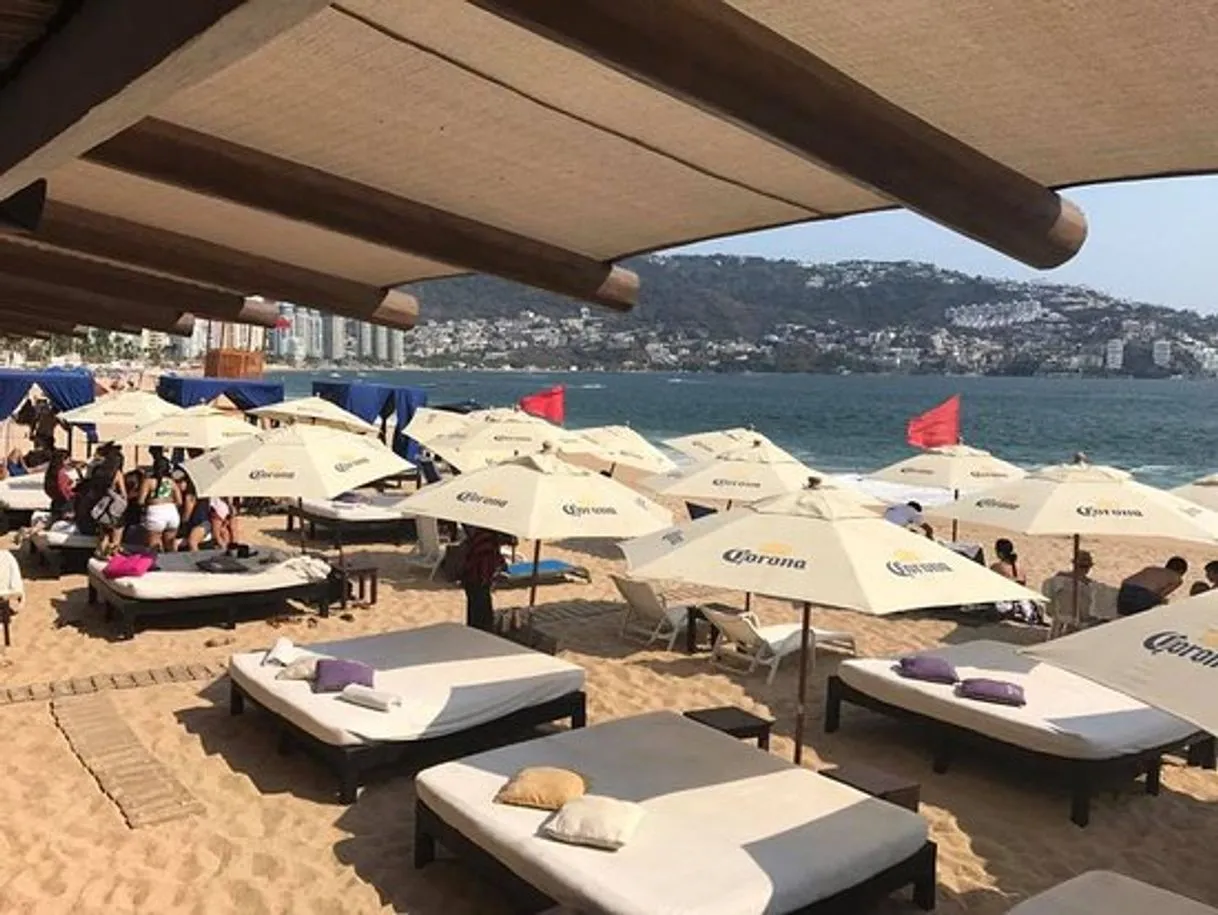 Playita Santa Lucia Beach Club
