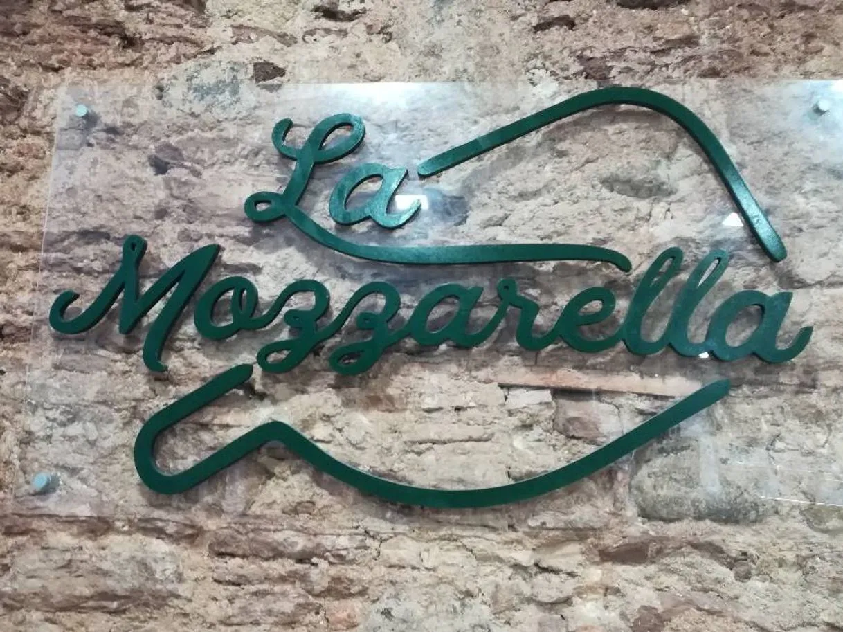 La Mozzarella