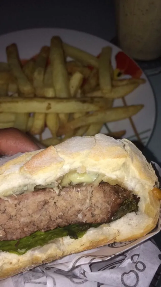 REDD BURGUER