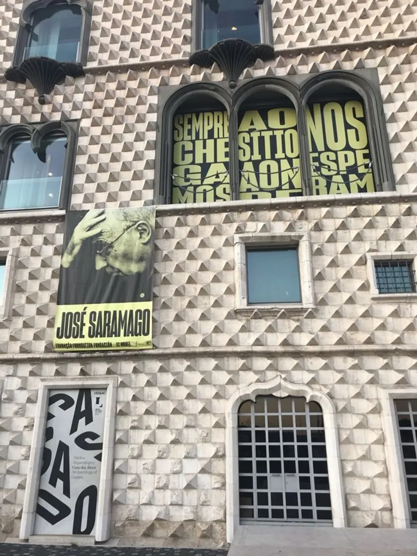 Casa dos Bicos / Fundação José Saramago
