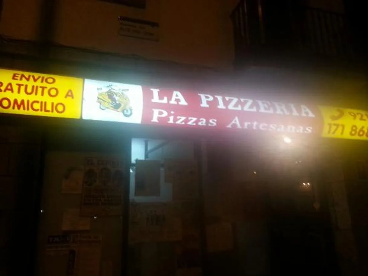 La Pizzeria