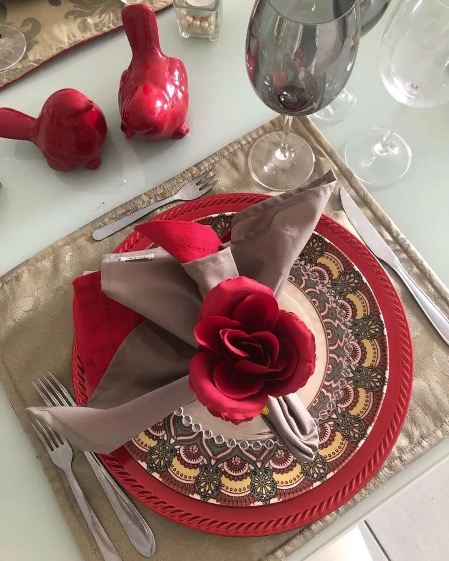 Mesa decorada.