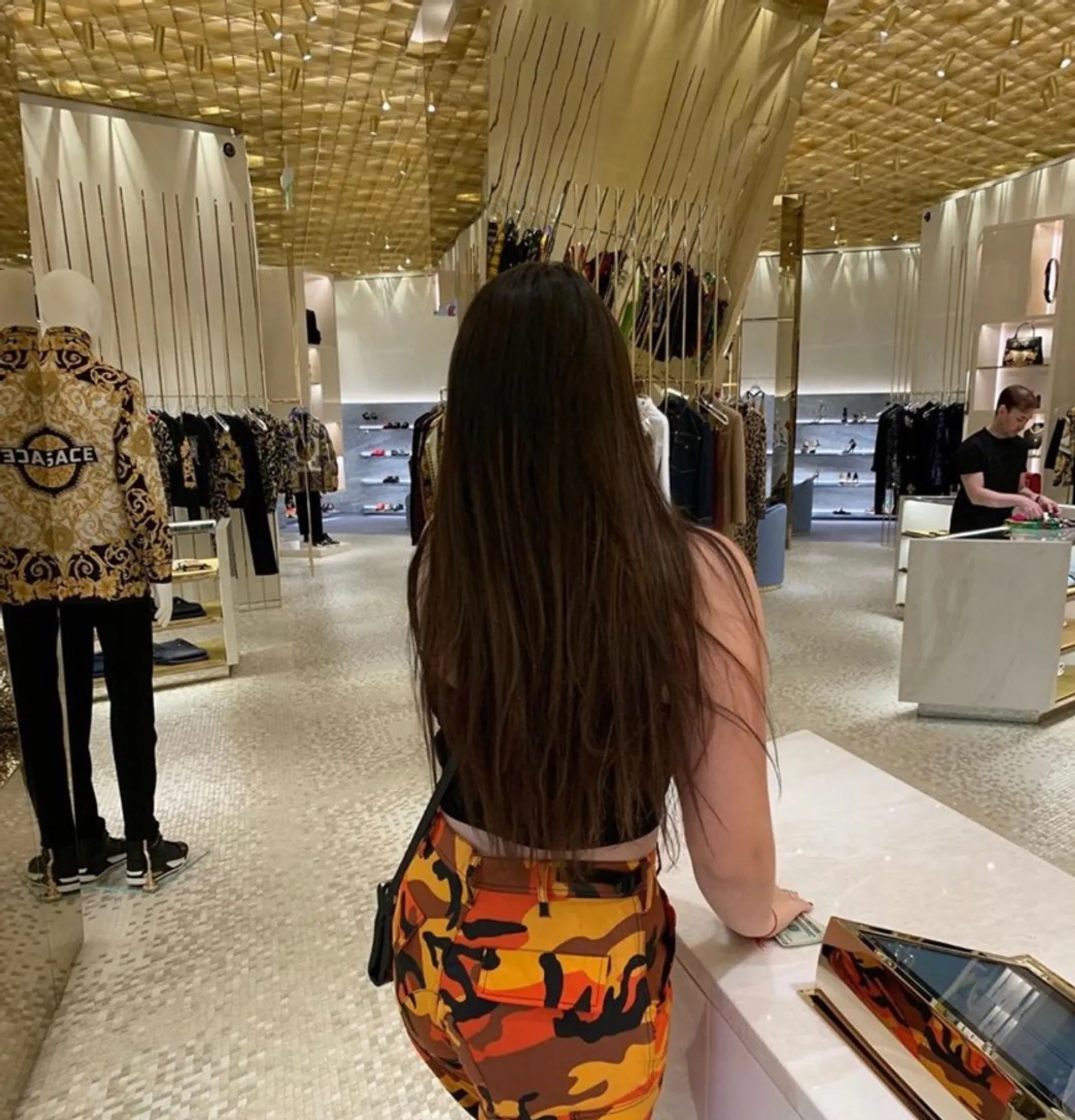 VERSACE
