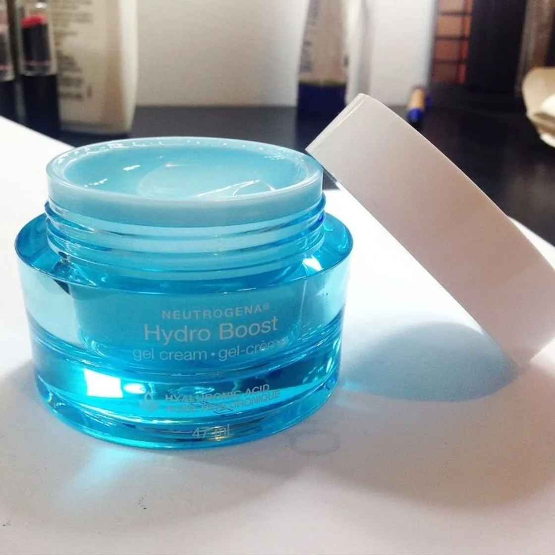 Neutrogena HYDRO BOOST
