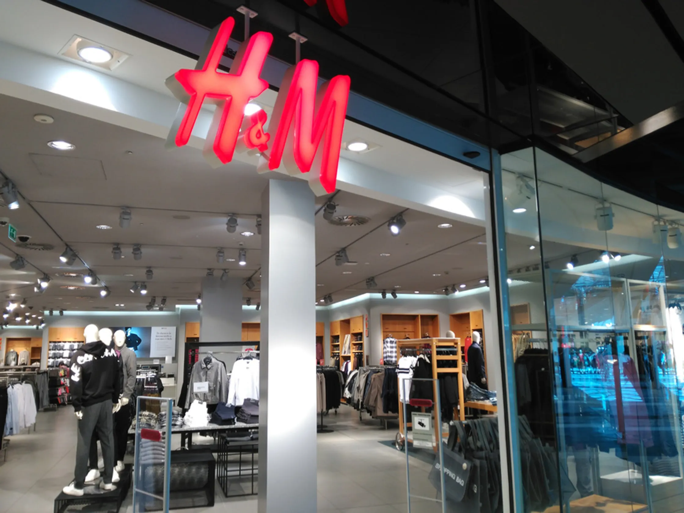 H&M