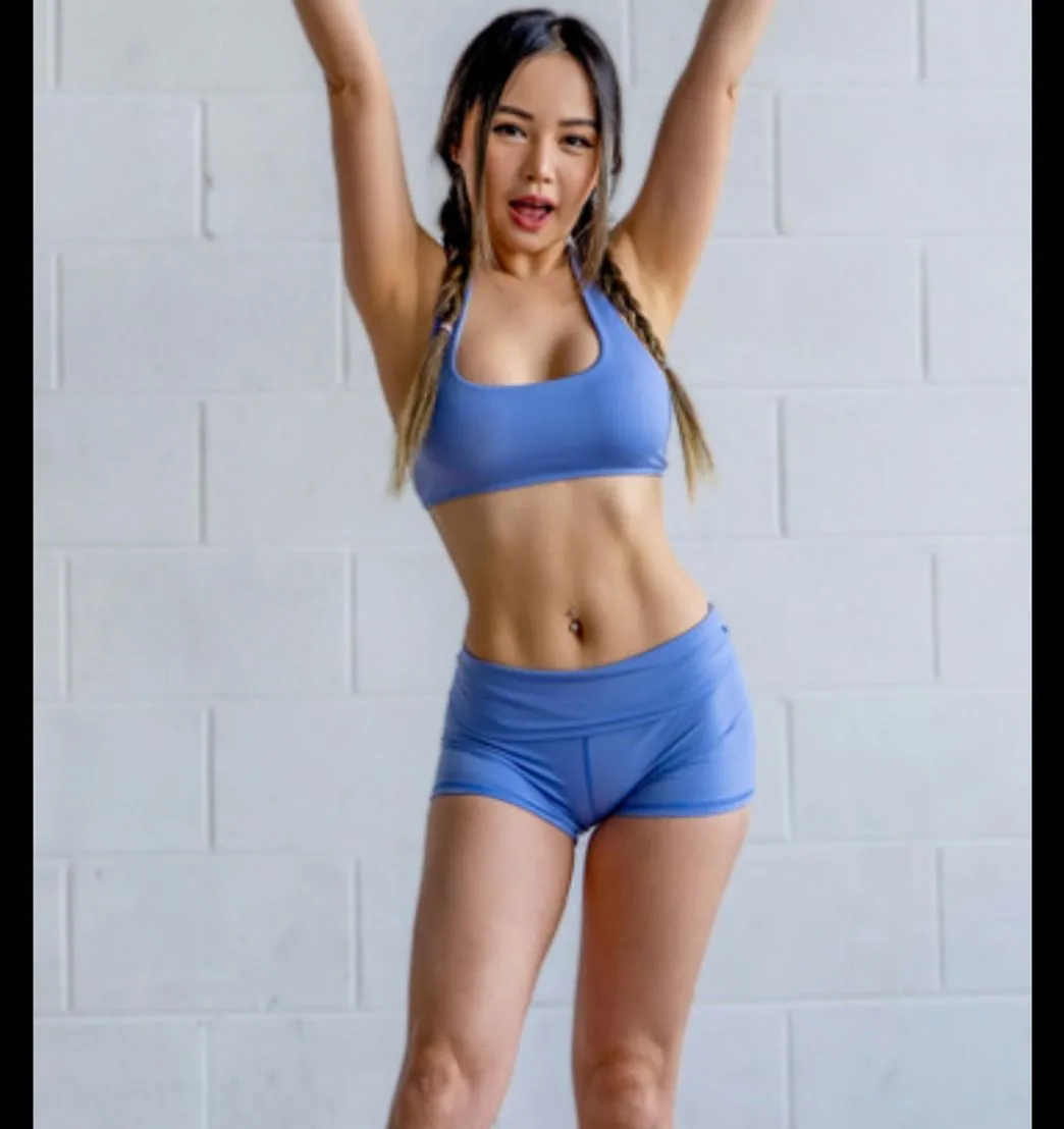 Lean Thigh Challenge - Free Workout Program - Chloe Ting