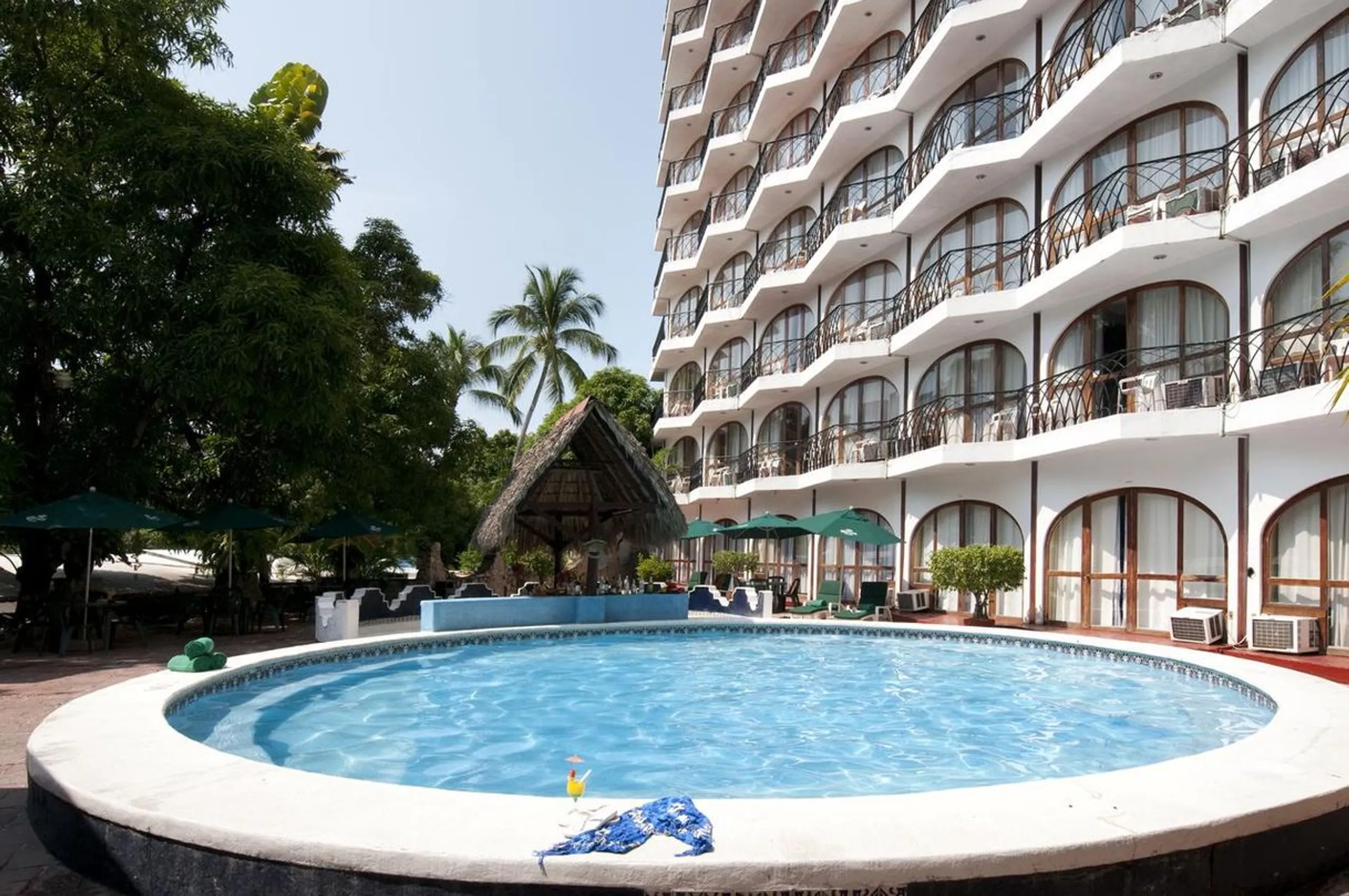 Hotel Real Bananas