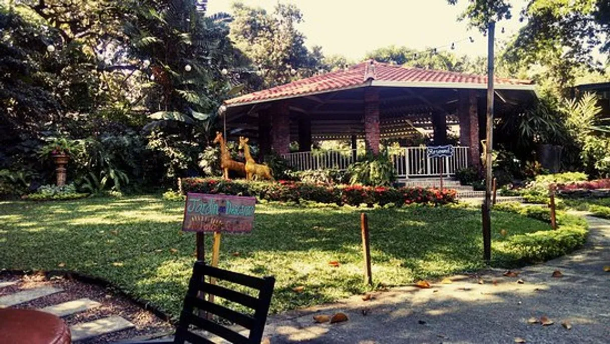 Angeli Gardens