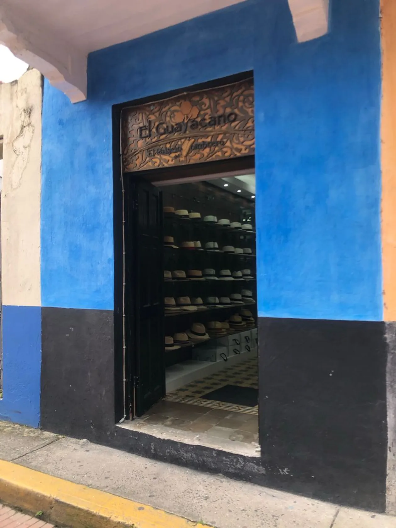 El Guayacano Hat